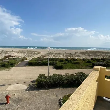 Maison De La Nyaraló *